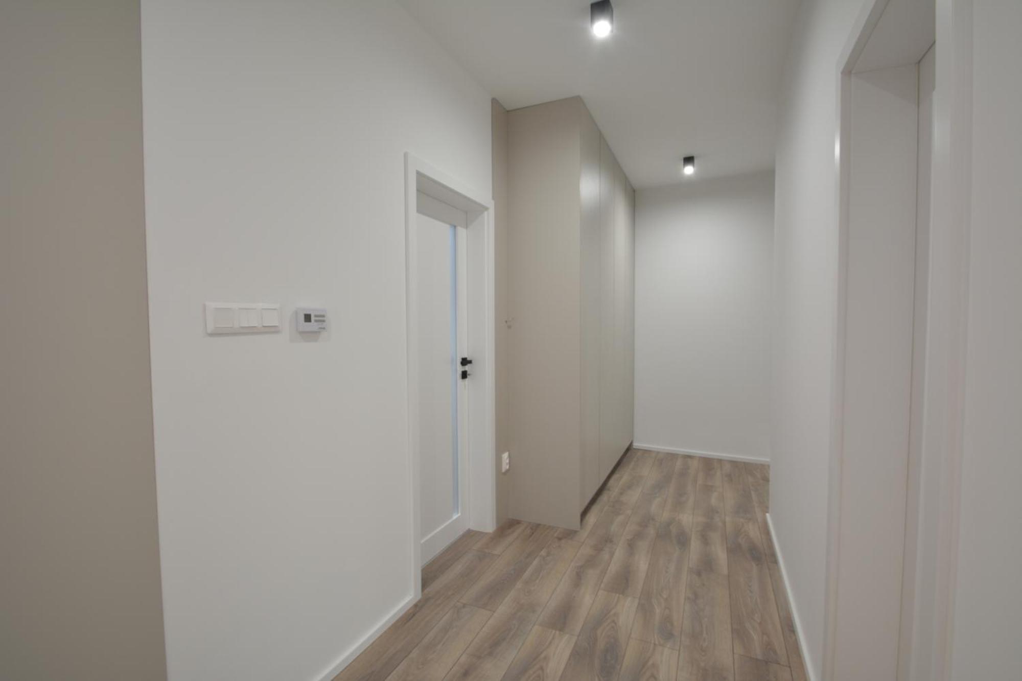 Project Ik Luxury Apartments Sered' Extérieur photo