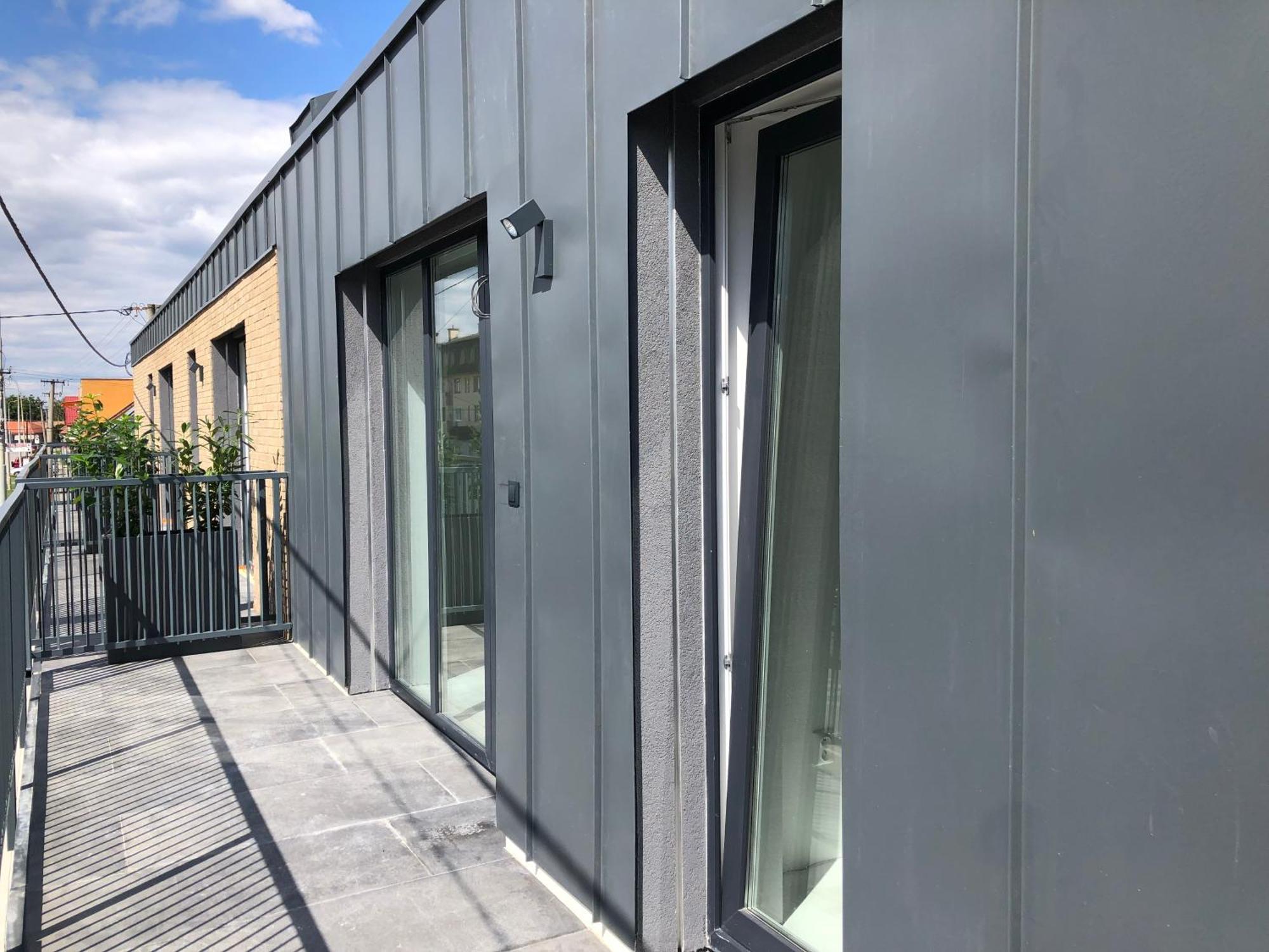 Project Ik Luxury Apartments Sered' Extérieur photo